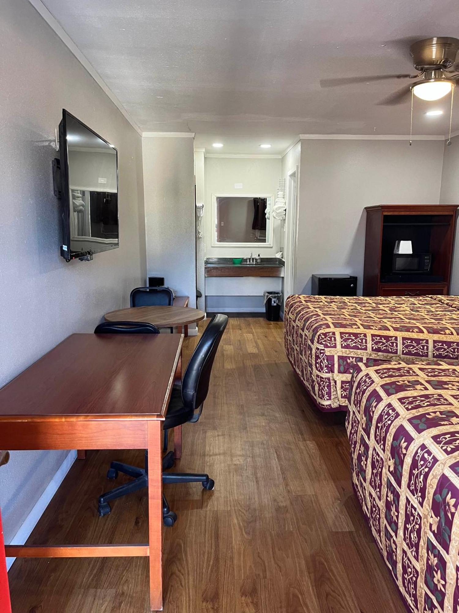 Ladybird Inn Johnson City Dış mekan fotoğraf
